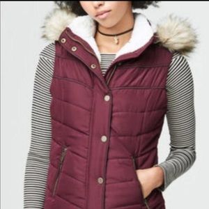 NWT Aeropostle Maroon Puffer Jacket